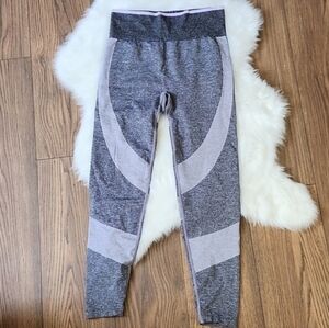 NWOT PINK seamless leggings,  M